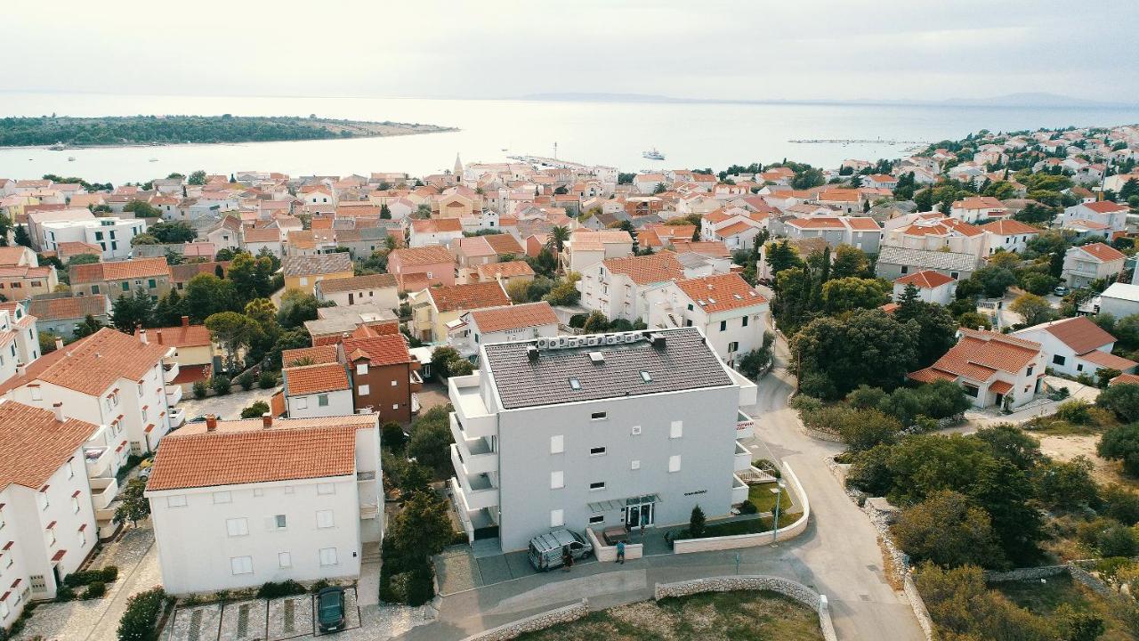 Vila Novak Apartment Novalja Exterior photo